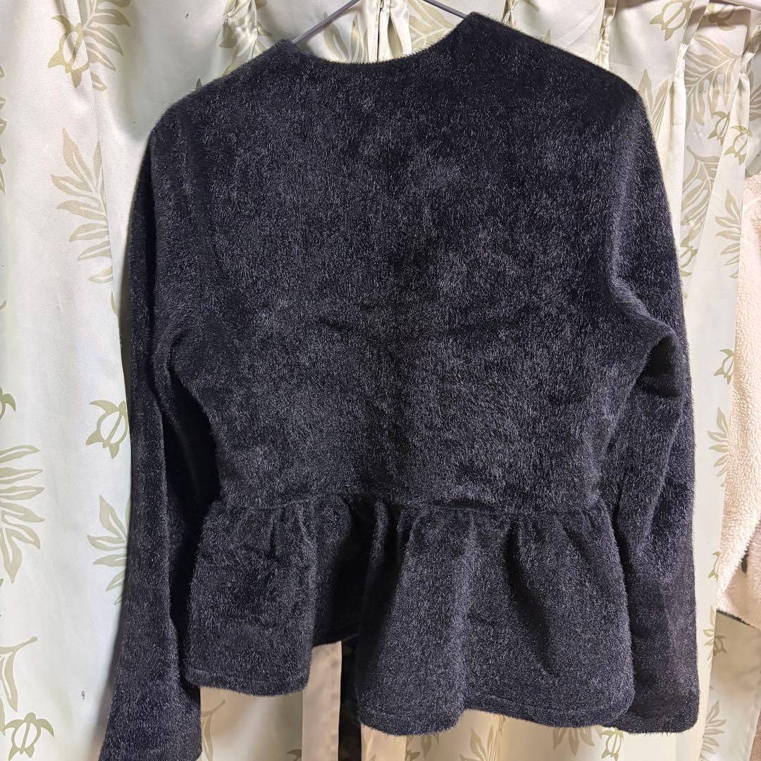トップス bibiy \"B\" CAMEL PEPURAMU CARDIGAN BLACK