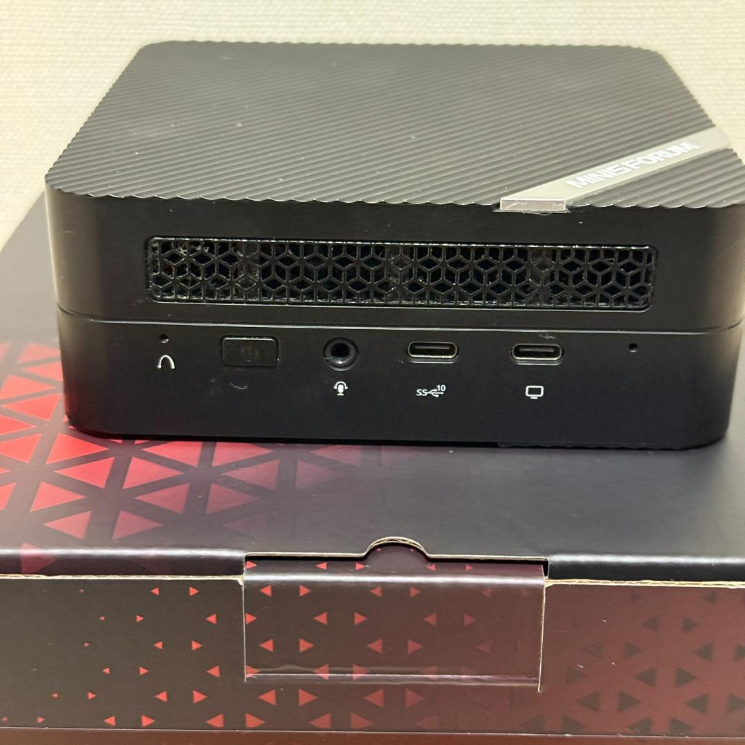 MINISFORUM UM590 本体のみ 起動不可 ジャンク 電源入らず