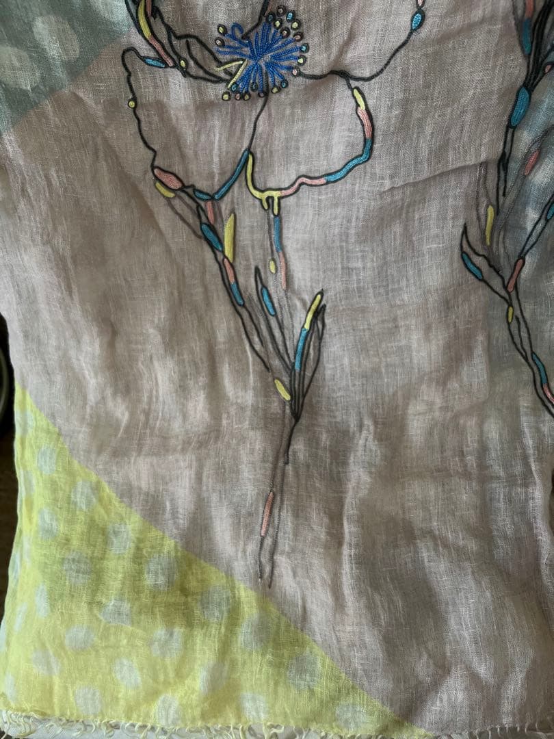 水玉模様 花刺繍 ストール　ターラブランカ