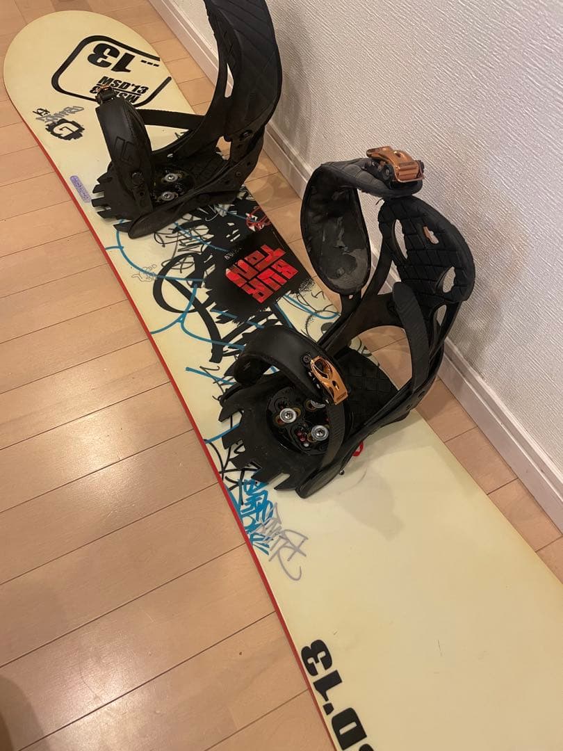 MASHマッシュ　発送不可　直接渡しのみ　Burton スノーボード