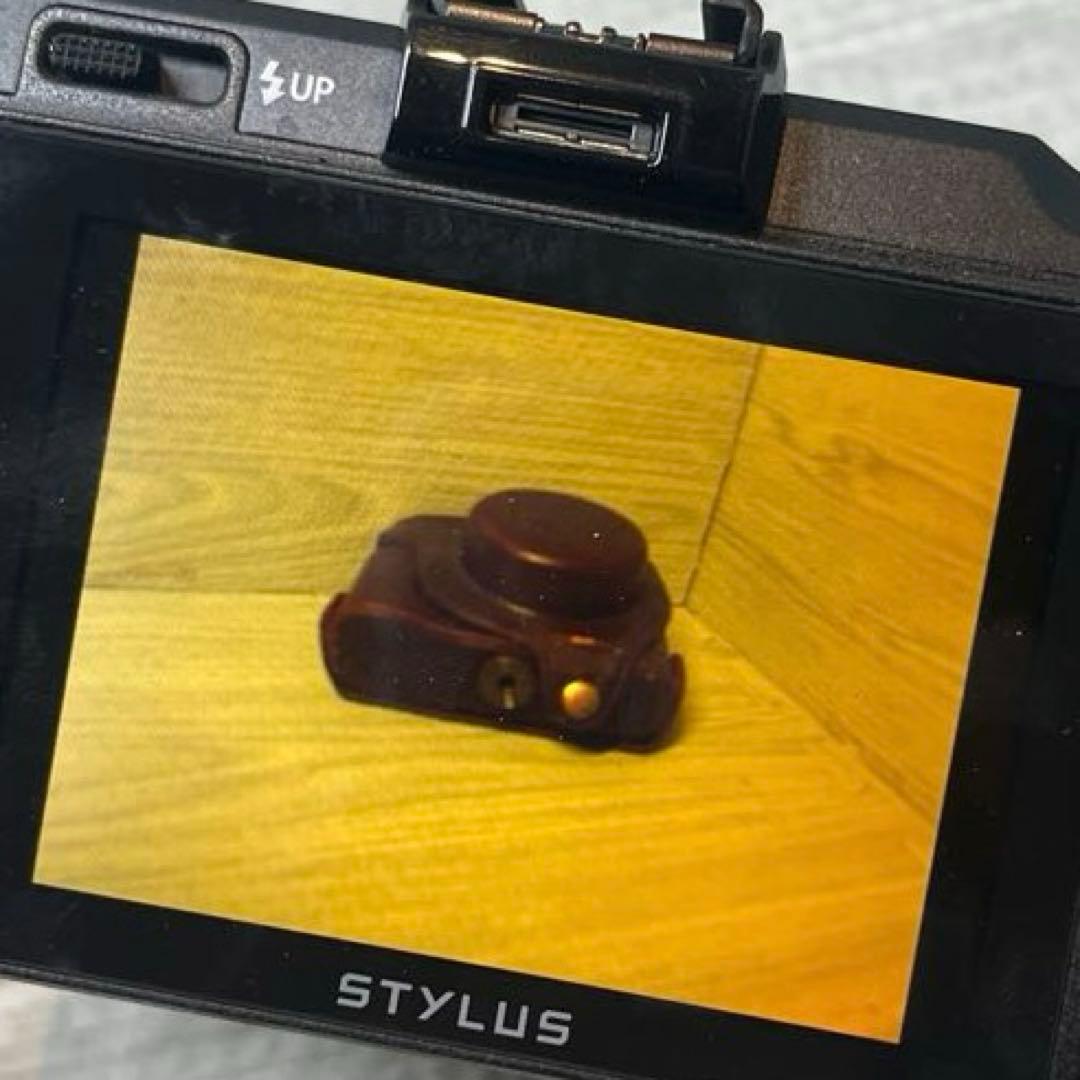 OLYMPUS STYLUS XZ2 コンパクトデジタルカメラ