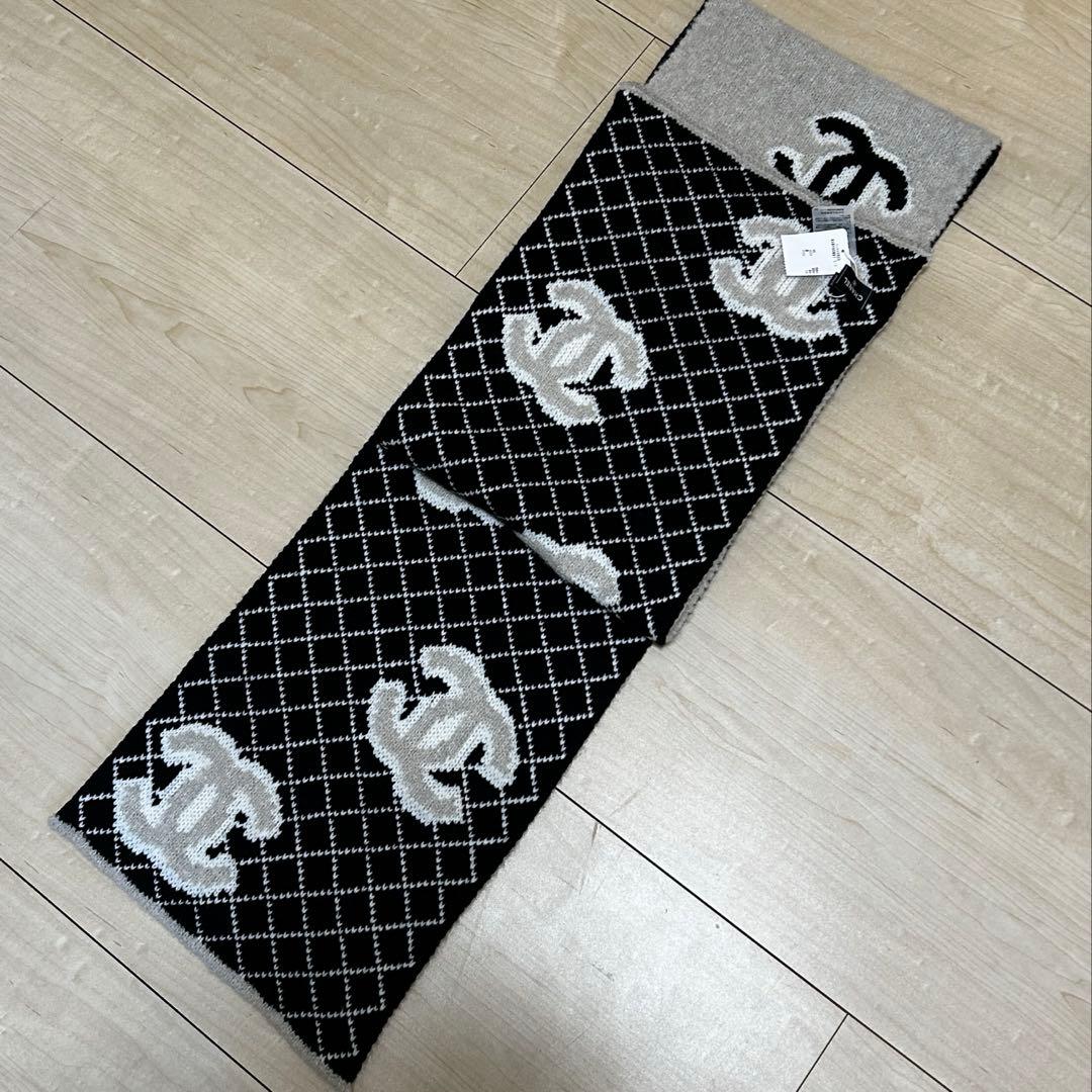 新品　CHANEL マフラー