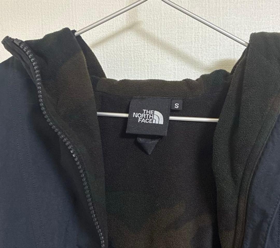 THE NORTH FACE ブラックコンパクトジャケット/マウンテンパーカー