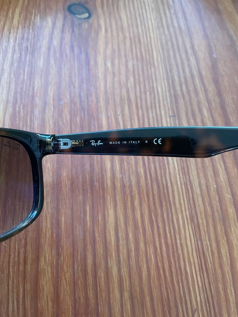小物 Ray-Ban RB2132-F NEW WAYFARER