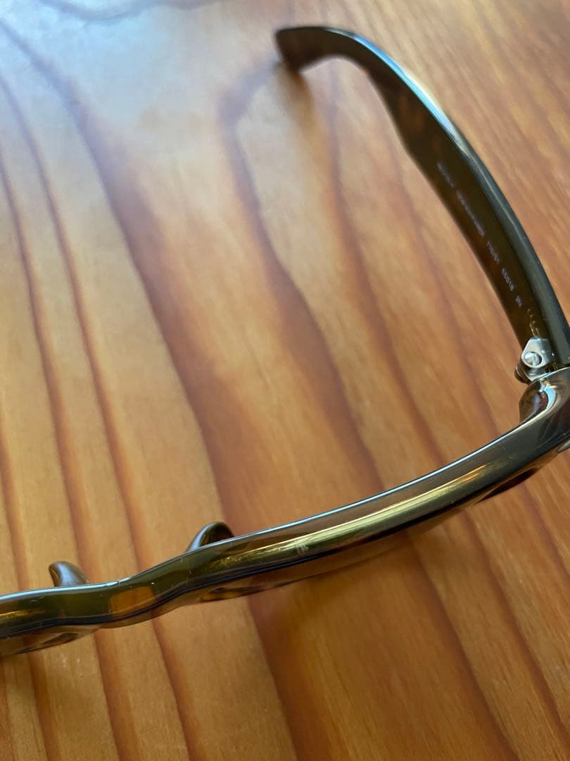 小物 Ray-Ban RB2132-F NEW WAYFARER