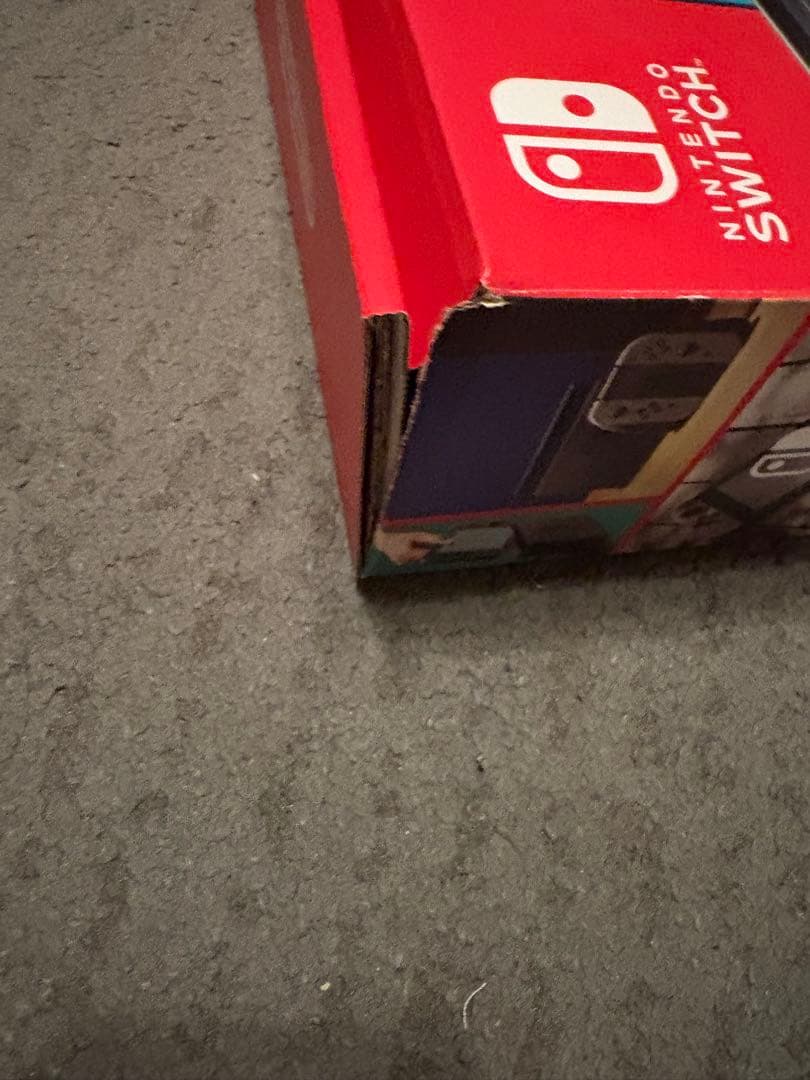 グレーのNintendo Switch本体