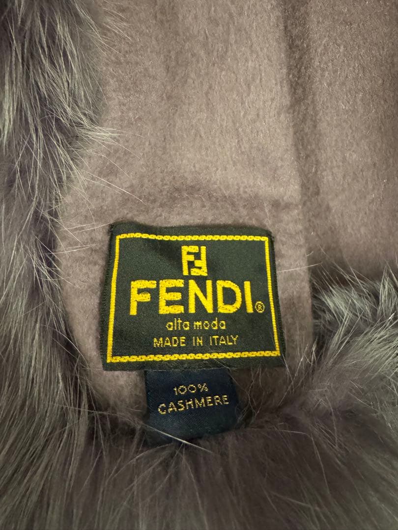 【極美品】 FENDI カシミヤ100% ショール