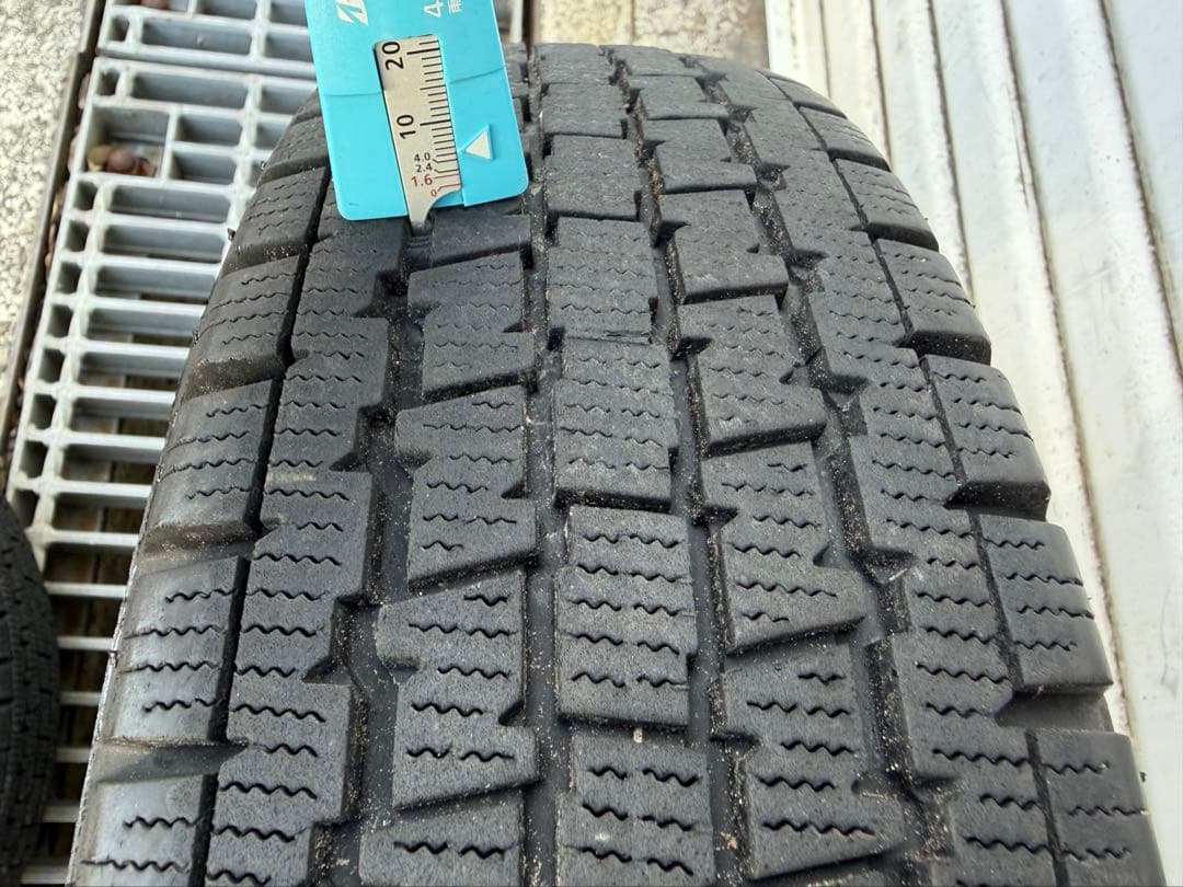 ブリヂストン W300 145R12 6PR スタッドレスタイヤ 4本中古