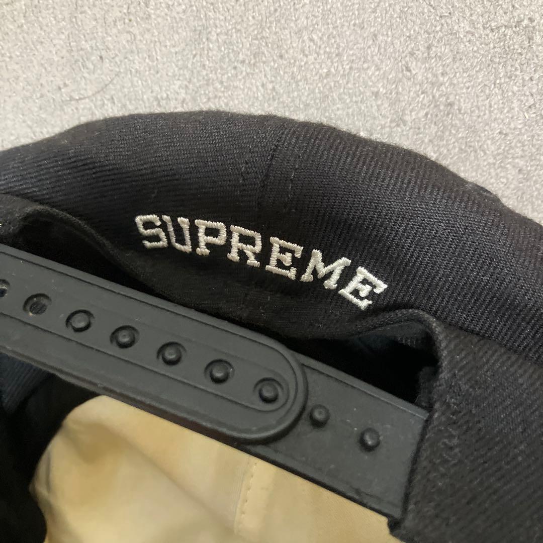 SUPREME ブラック ベースボールキャップ
