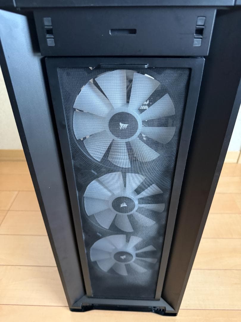 CORSAIR iCUE 7000X RGB（川端）