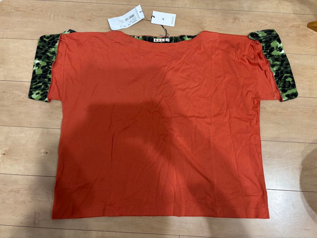 marni トップス オレンジ　カモフラージュ