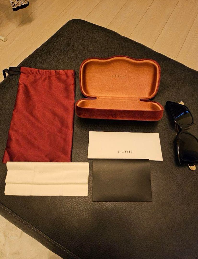 GUCCI GG0435SA ブラックサングラス