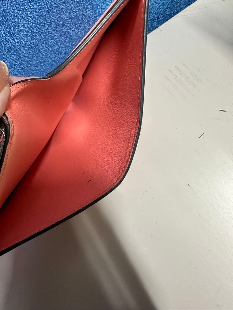 Louis Vuitton 二つ折り財布 マヒナ ポルトフォイユクレア