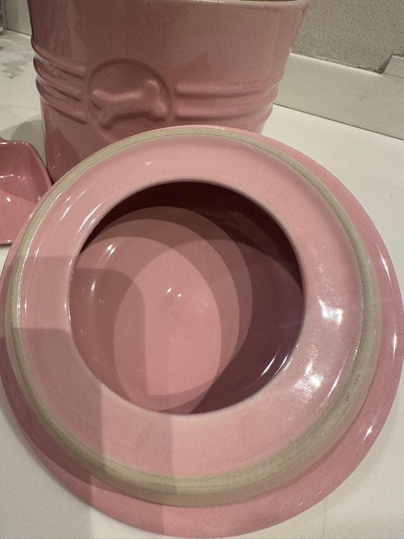 Le Creuset フードストッカー ピンク　ペット
