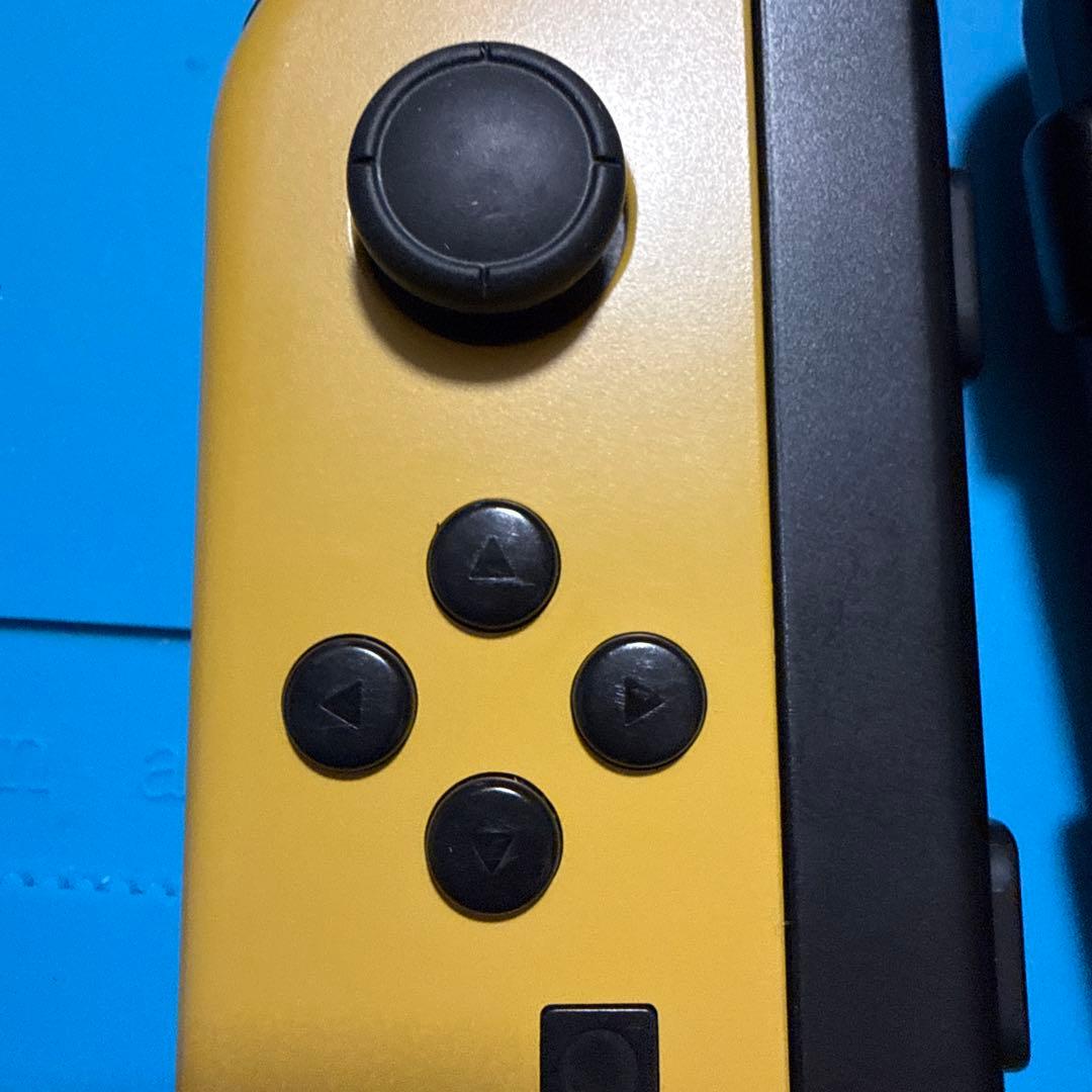 Nintendo Switch 本体ピカチュウイーブイカラージョイコン セット