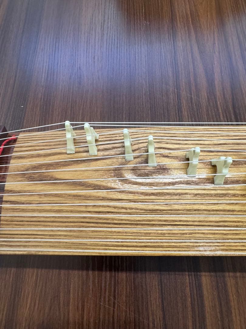 タクミンさん専用 和楽器 ミニ琴 13弦 琴柱付き ケース付 現状品