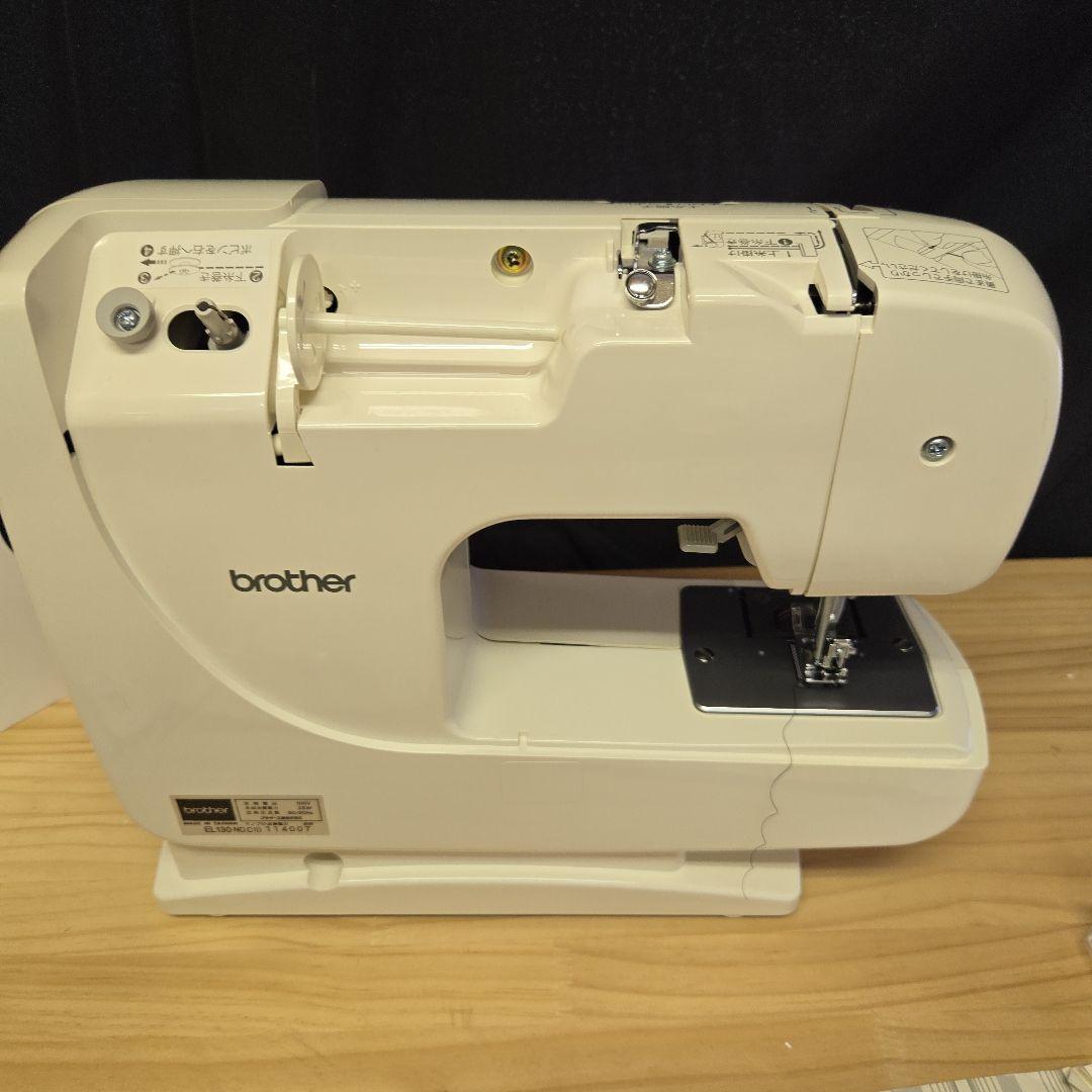 ブラザーミシン　EL130 美品