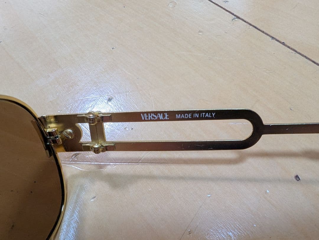 VERSACE　ヴェルサーチ　サングラス