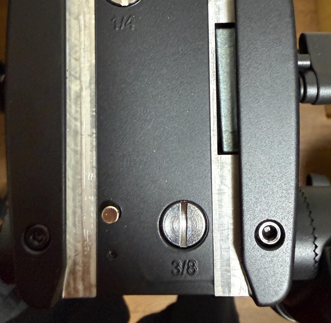 業務ビデオ用三脚 Libec RS-350D