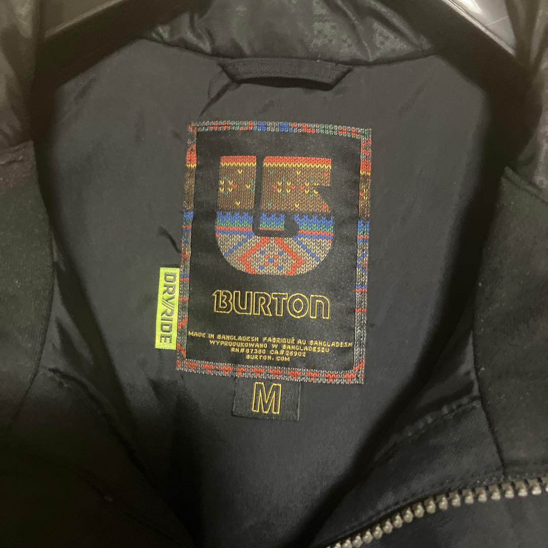 Burtonスノボーウェア