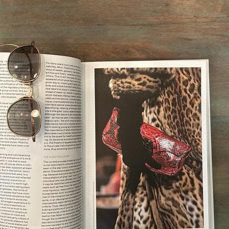 FASHION &ACCESSORIES　MAGAZINE
