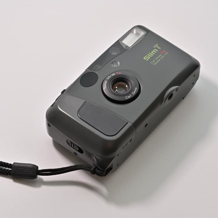 フィルムカメラ KYOCERA Slim T Carl Zeiss Tessar 35mm