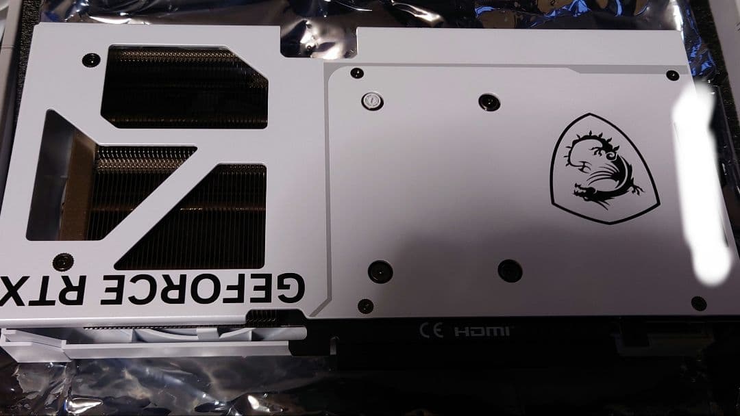 グラフィックボード・グラボ・ビデオカード MSI GEFORCE RTX 5070 VENTUS 2X WHITE