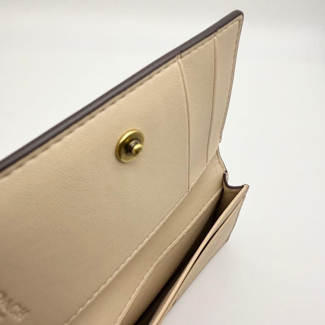 COACH 大人気！！ エッセンシャル ビジネス カードケース アイボリー 新品