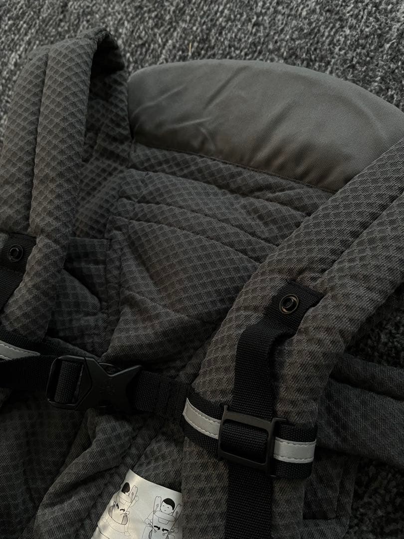 ergobaby OHNI 抱っこ紐 グレー