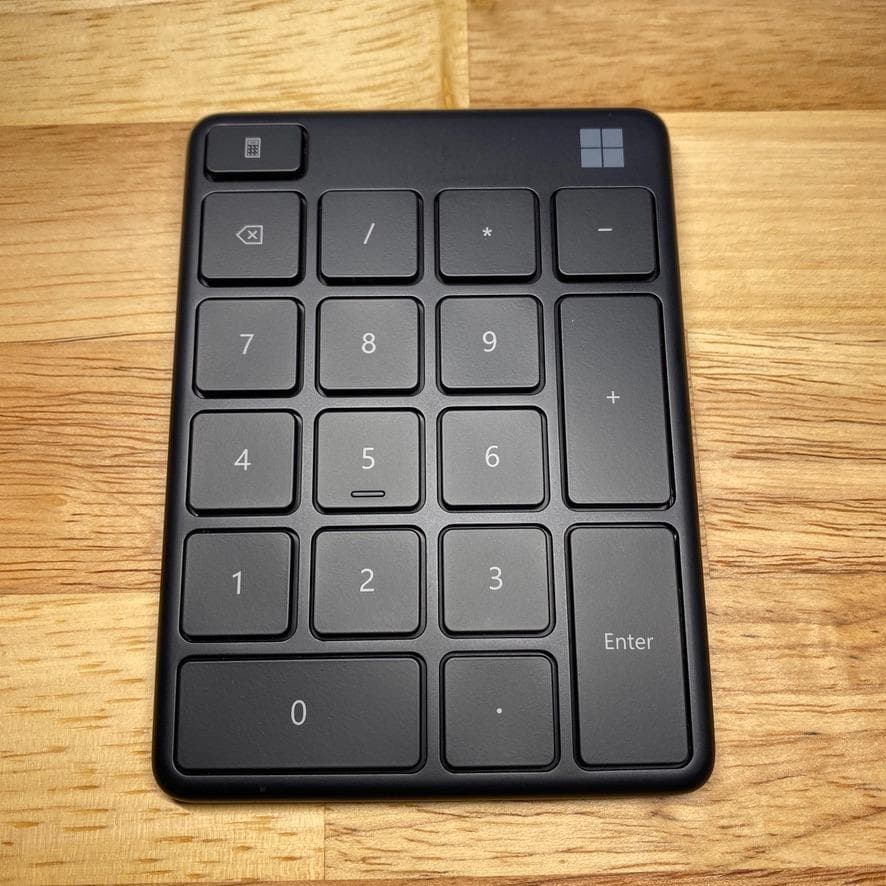 純正Microsoftナンバーパッド(Number Pad)23O-00002