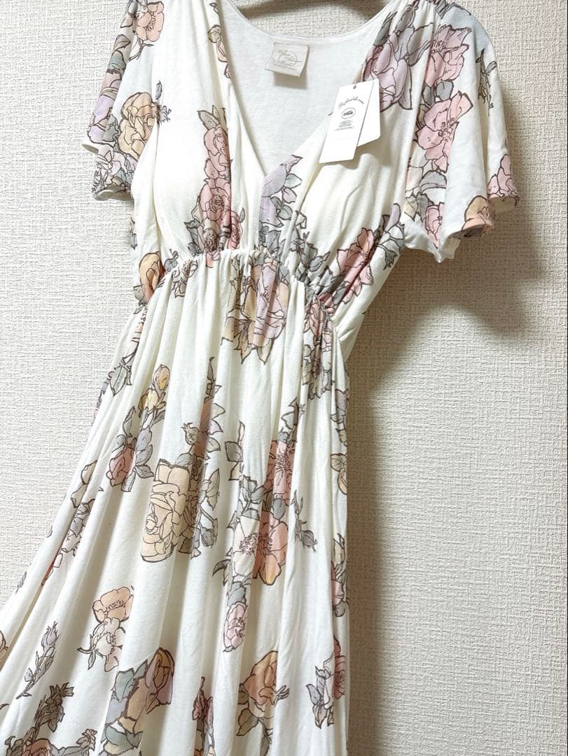 ジェラートピケ　ミュシャと四つの花　ローズフレアスリーブドレス　ピンク