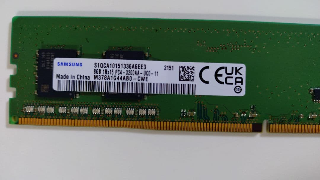 SAMSUNG　メモリ16GB（8gb2枚）DDR4-3200　デスクトップ用