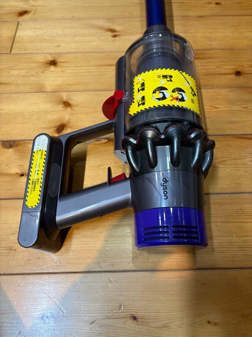 ダイソン Dyson V10（SV12） 動作確認済　付属品付き