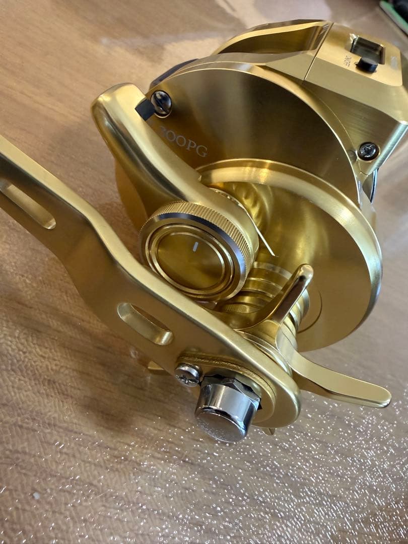 超美品:SHIMANO OCEA CONQUEST CT 300PG 両軸リール