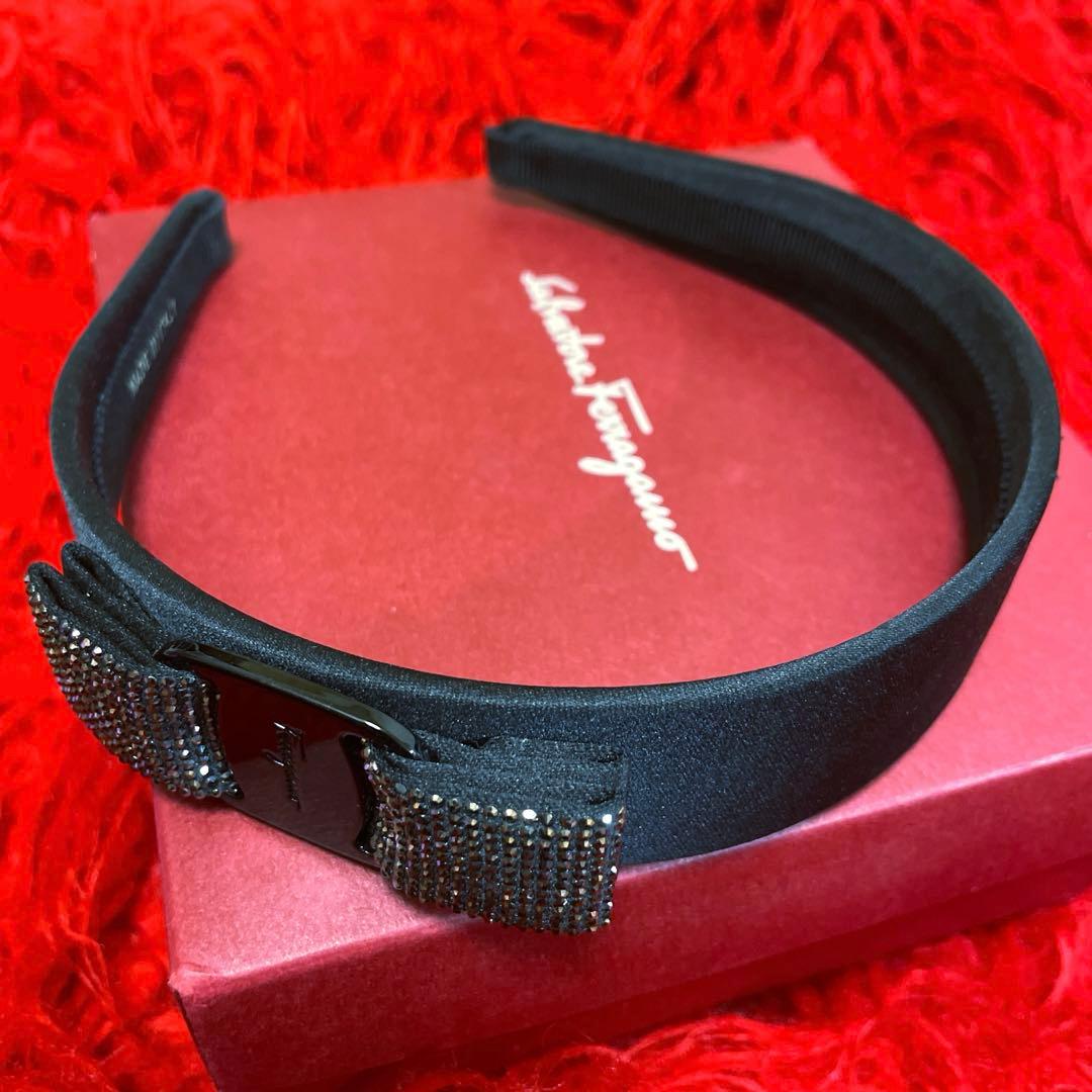 カチューシャ Ferragamo