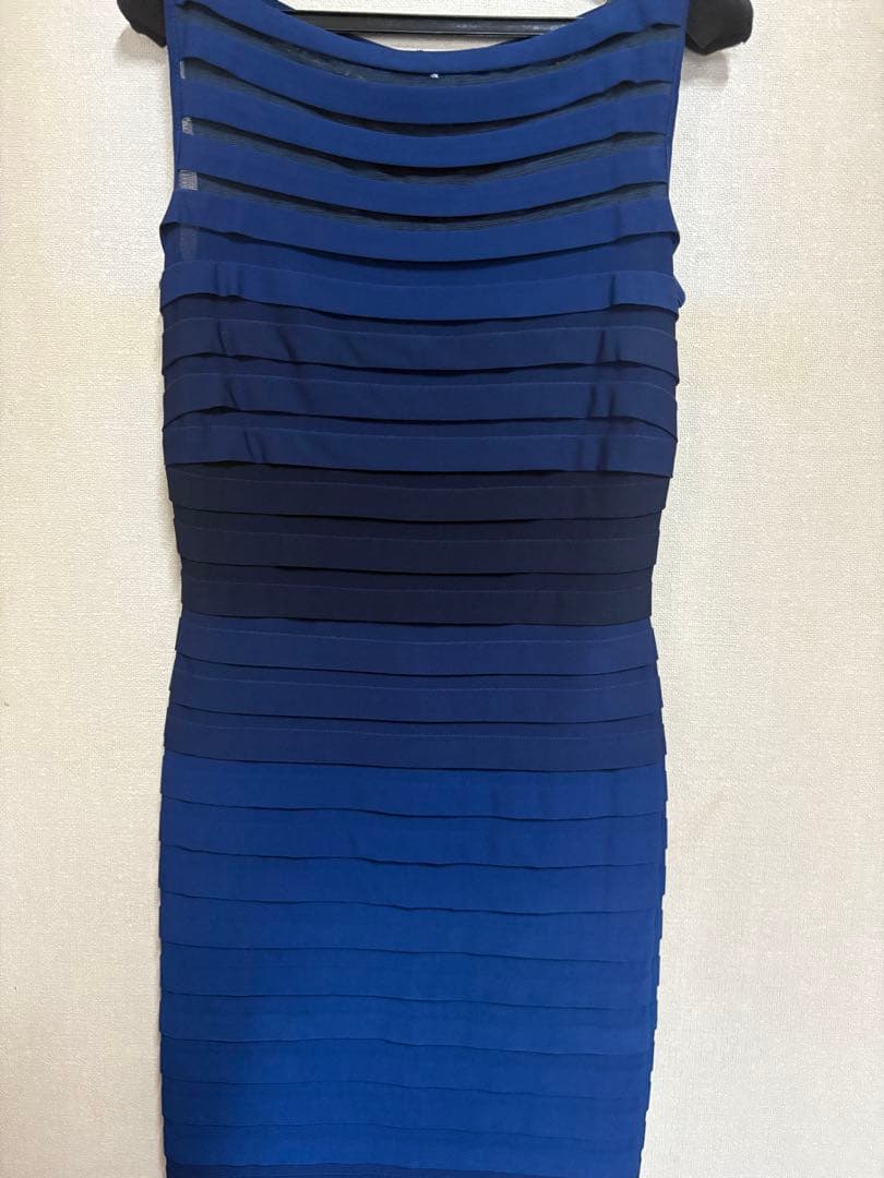 TADASHI SHOJI タダシショージノースリーブワンピース新品同様XXS