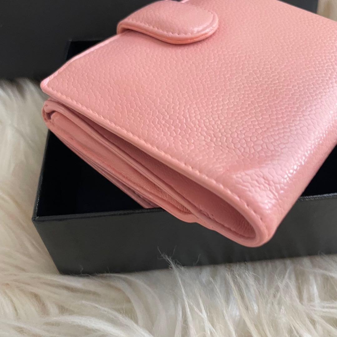 シャネル CHANEL 財布 二つ折りピンク キャビア ココマーク 正規品