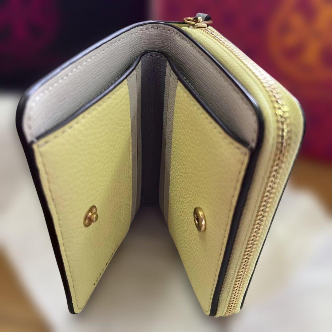 TORY BURCH パステルイエロー 二つ折り財布
