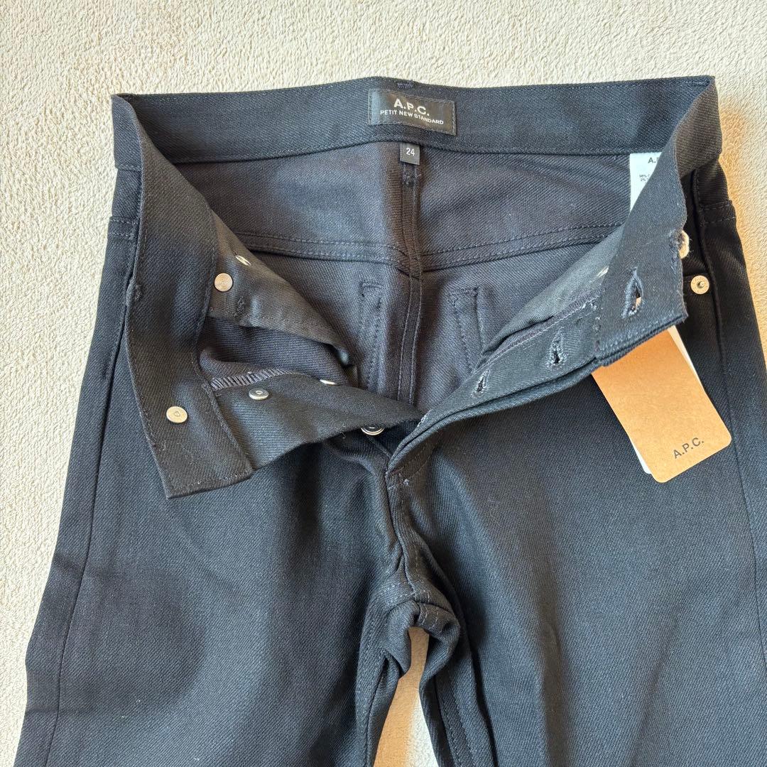 【新品】A.P.C. PETIT NEW STANDARD ブラックデニム 24