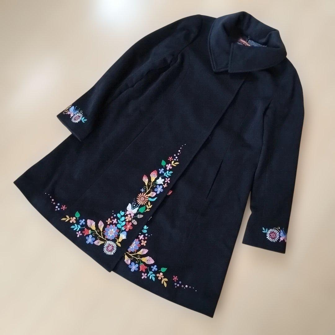 【mash mania】ブラック 花柄・蝶刺繍 ロングコート/ウール混/M