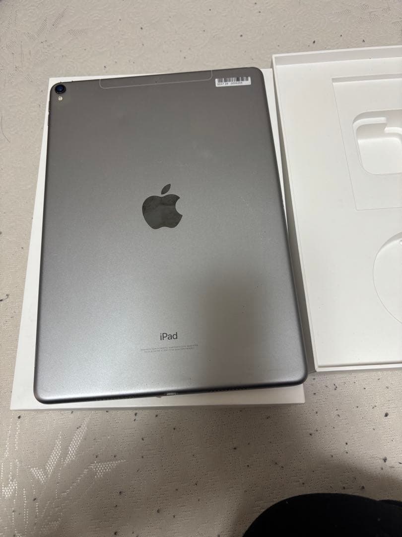 S*u様 Apple iPad Pro (10.5インチ) 256GB バッテリ