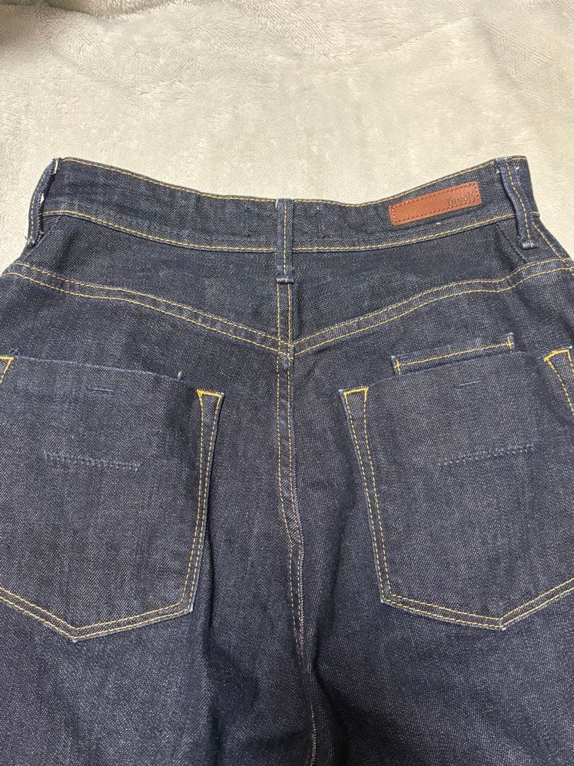 極美品　YANUK Joan ルーズストレート ストレッチ 濃紺 25