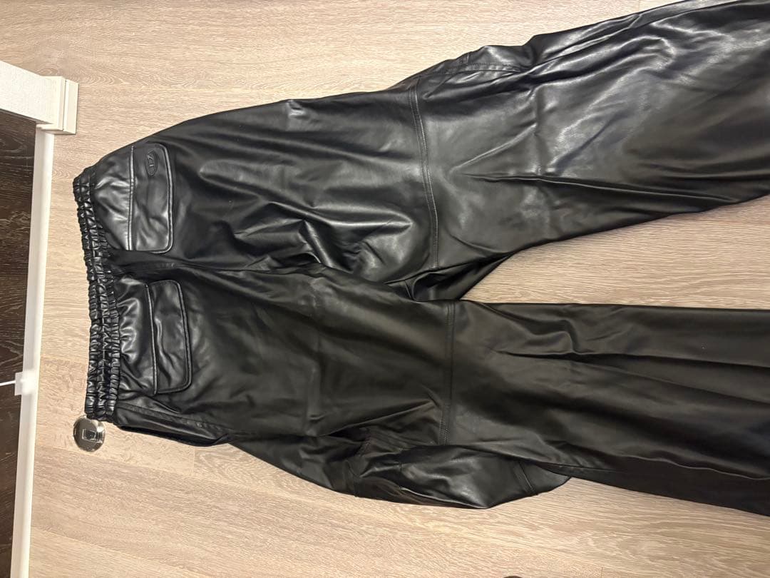 DIESELパンツ