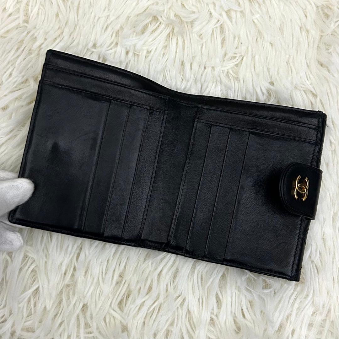 【美品】CHANEL シャネル マトラッセ ココマーク 二つ折り財布 ブラック