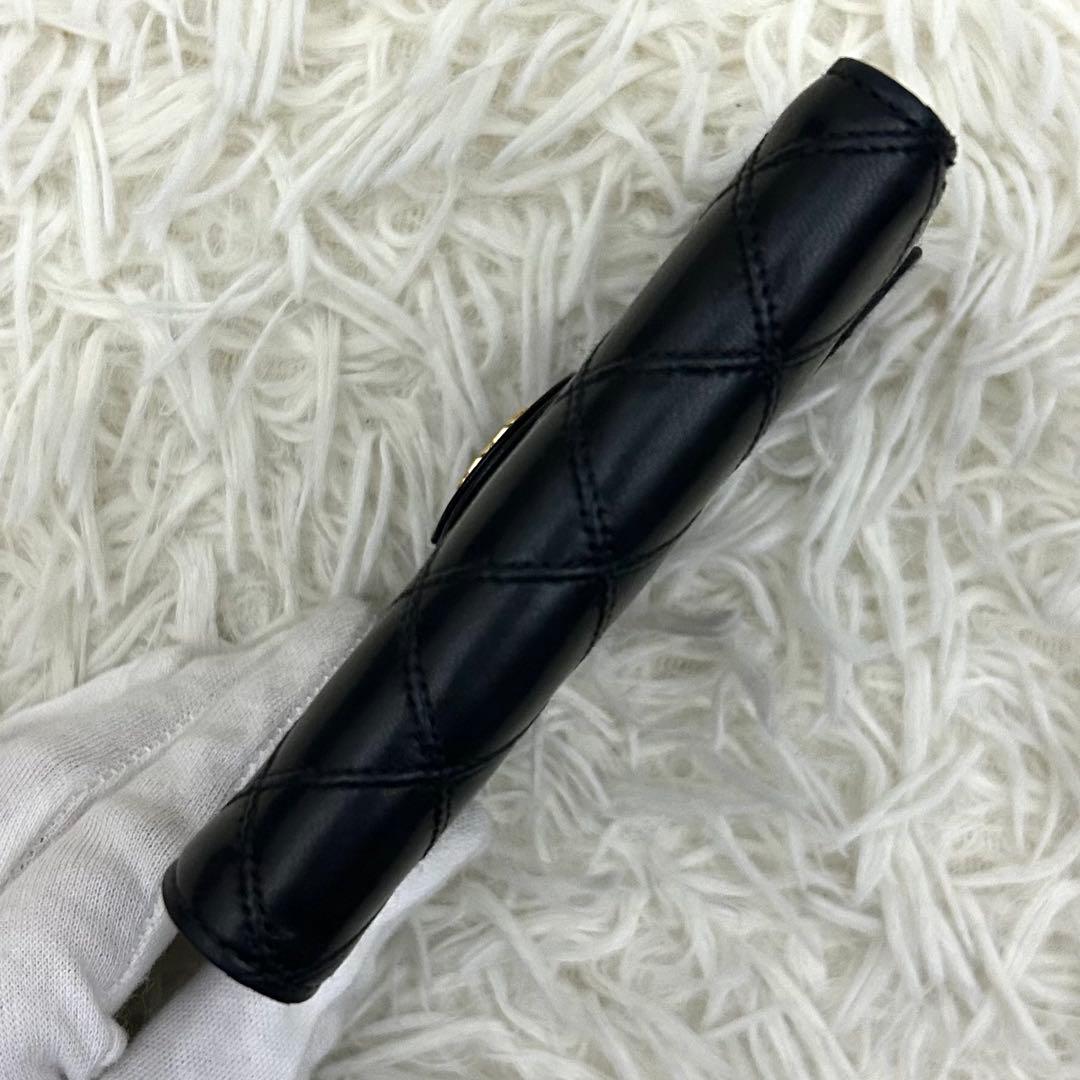 【美品】CHANEL シャネル マトラッセ ココマーク 二つ折り財布 ブラック