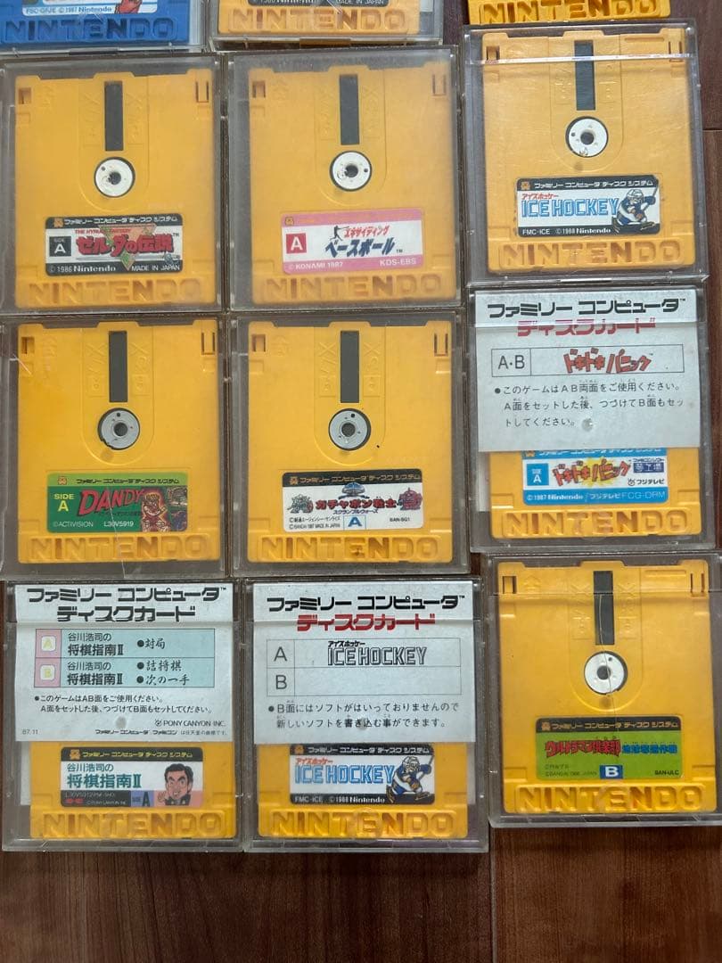 ファミコン ディスクシステムソフト　ディスクカード　まとめ売り　12本