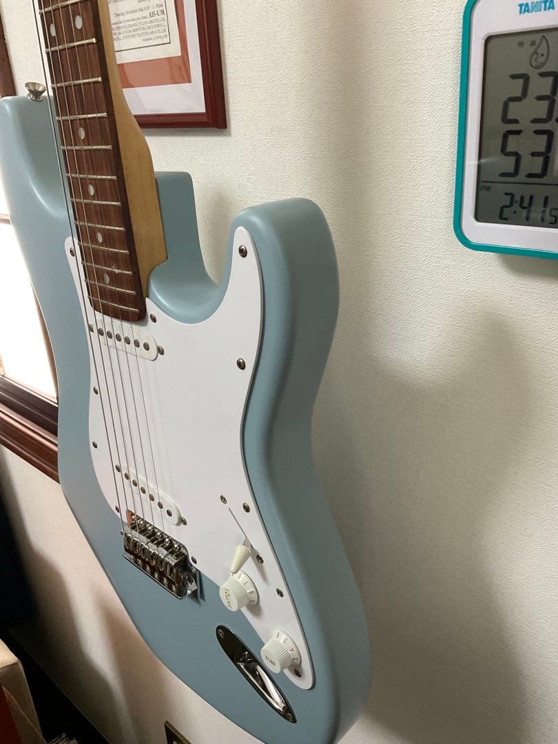 ストラト　タイプ　2ピックアップ、3WAYセレクター　カスタム　良音　訳あり