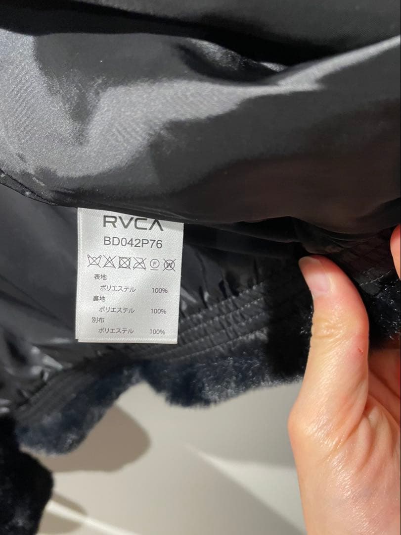 限定展開 RVCA ルーカ ファー ジャケット アウター　Mサイズ