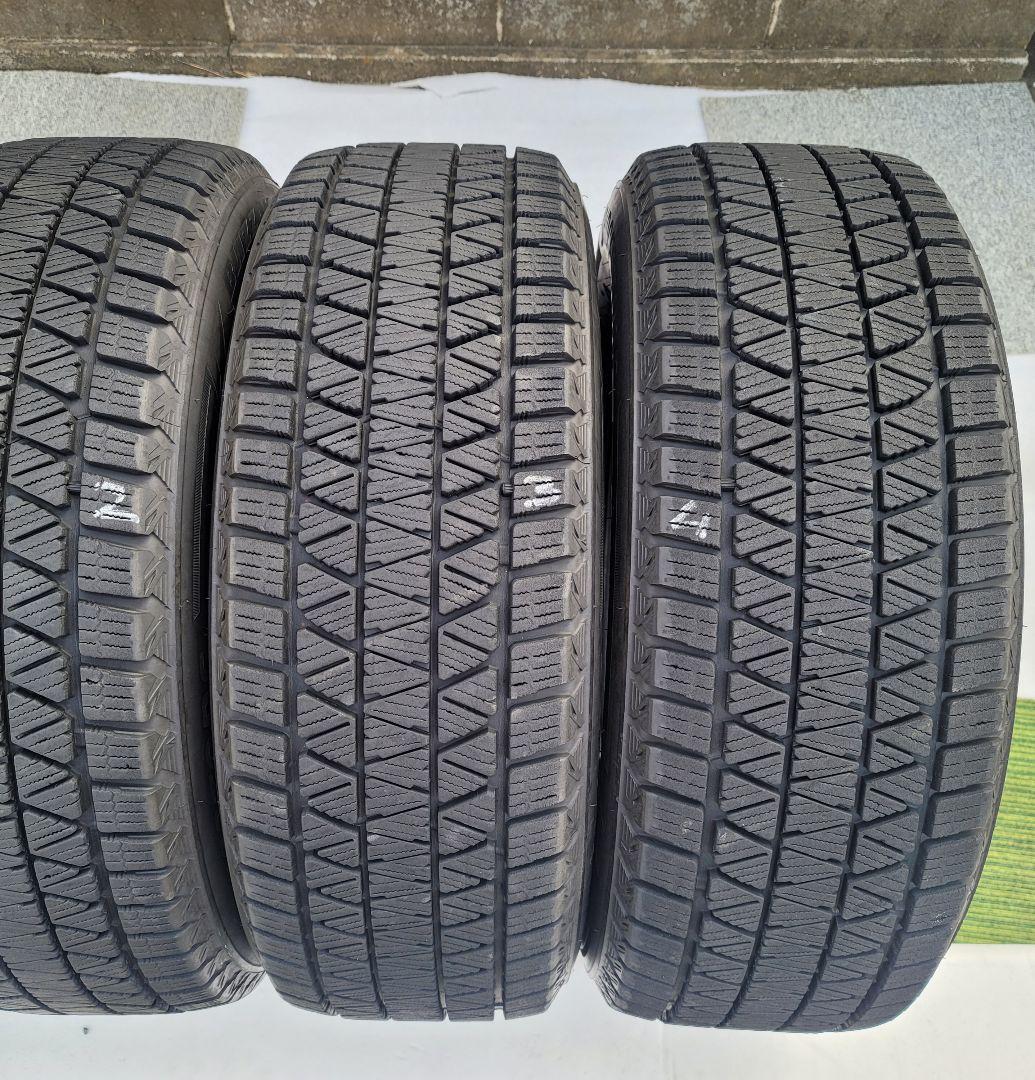 ブリヂストン ブリザック DM-V3 17インチ225/60R17 99Q