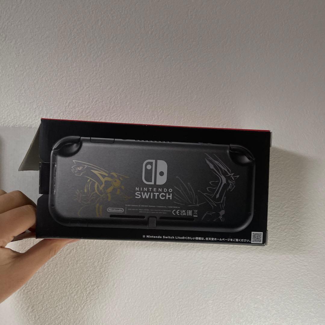 Switch Light本体ディアルガパルキア（収納ケース付き）